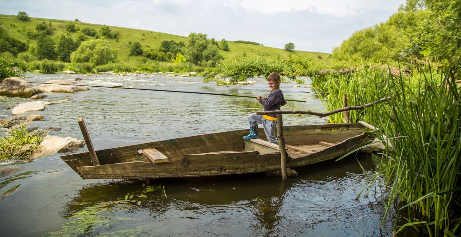 Fort Meigs Memorial Park: A Historic Fishing Spot on the Maumee River