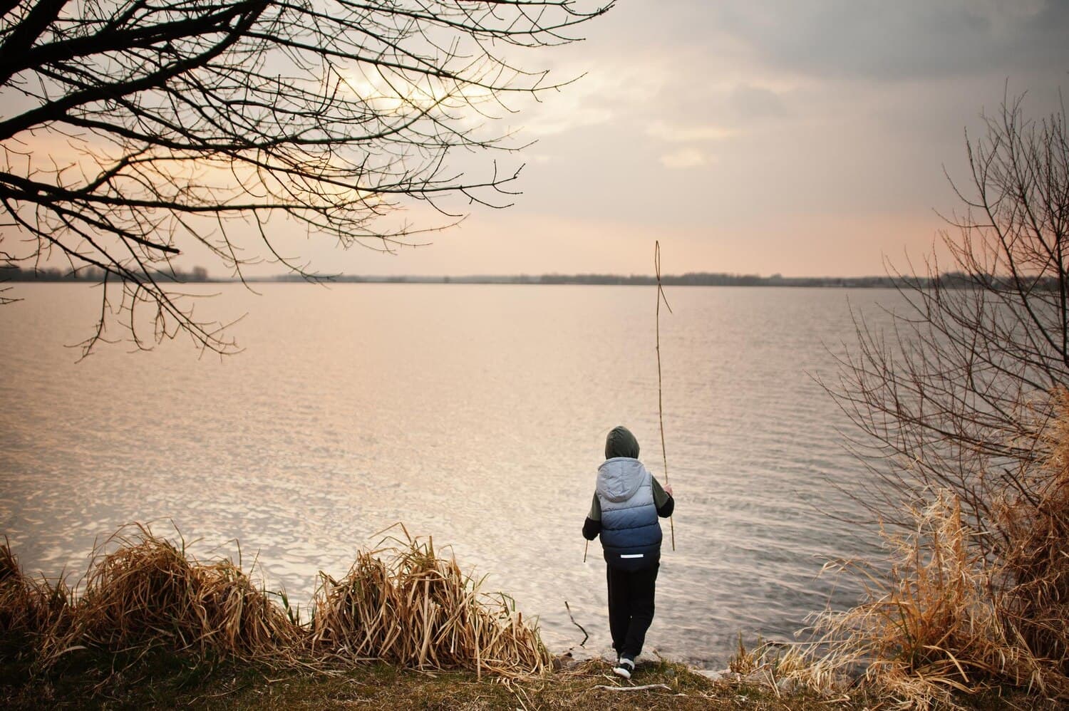 Cedar Lake in Le Flore County, Oklahoma — Warm-Water Fishing in the Ouachita Foothills