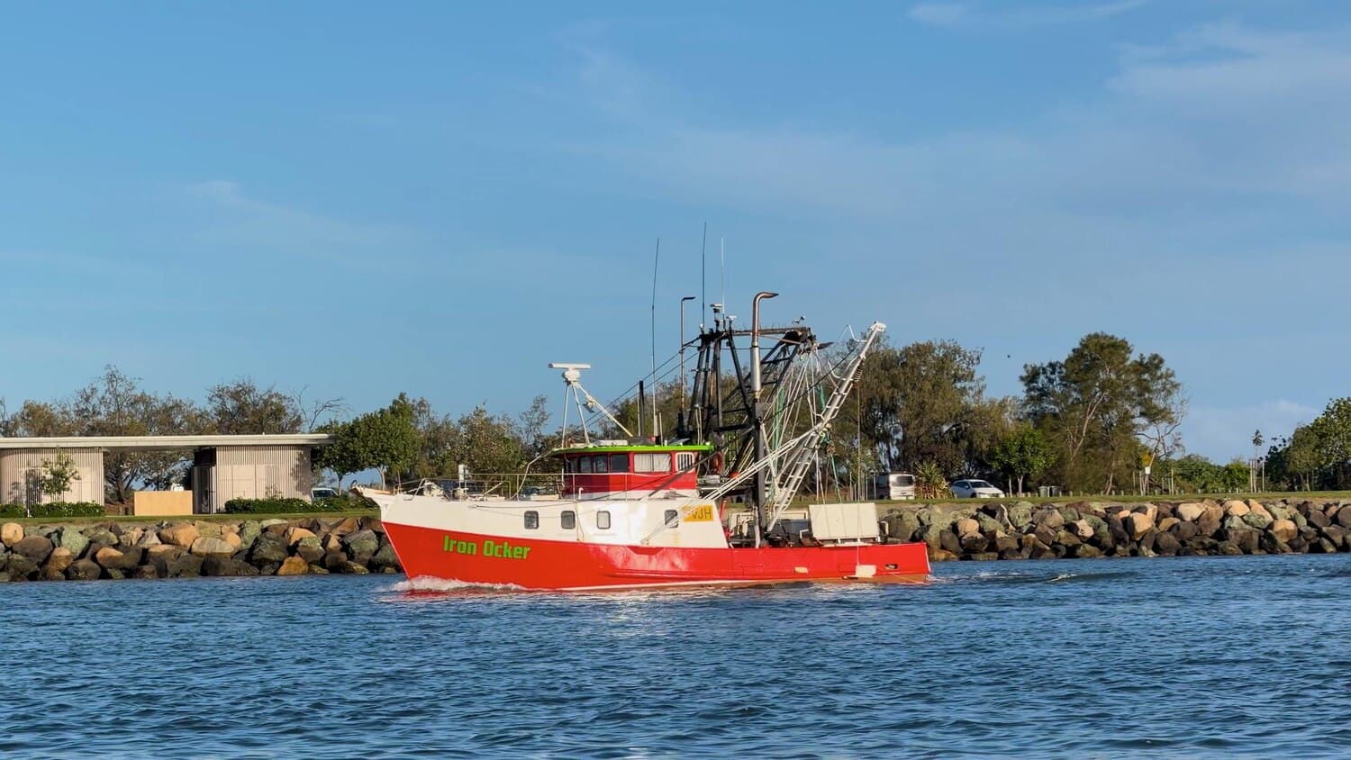 Fishing Lafitte and Barataria Bay — Saltwater Access and What Bites Year-Round